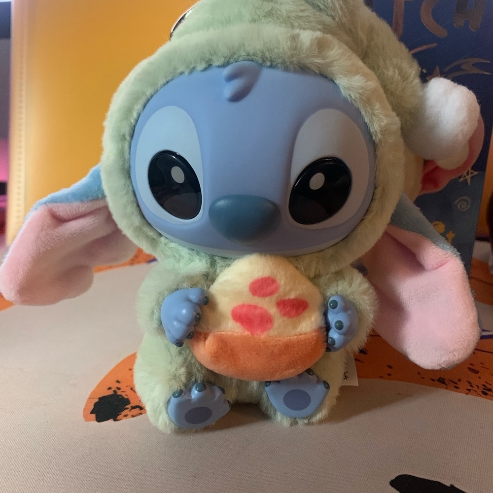 STITCH Eat Something Before Sleep Miniso Disney: Crispy Pizza Confirmed New